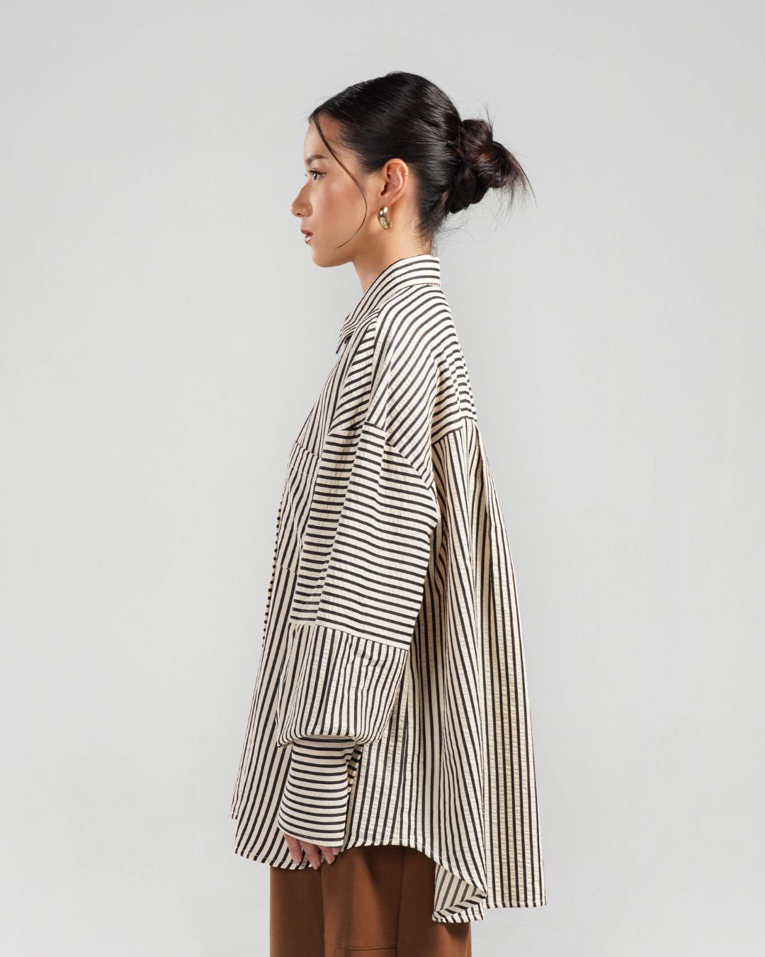 Karumi - Nao Shirt - Black Striped - Image 4
